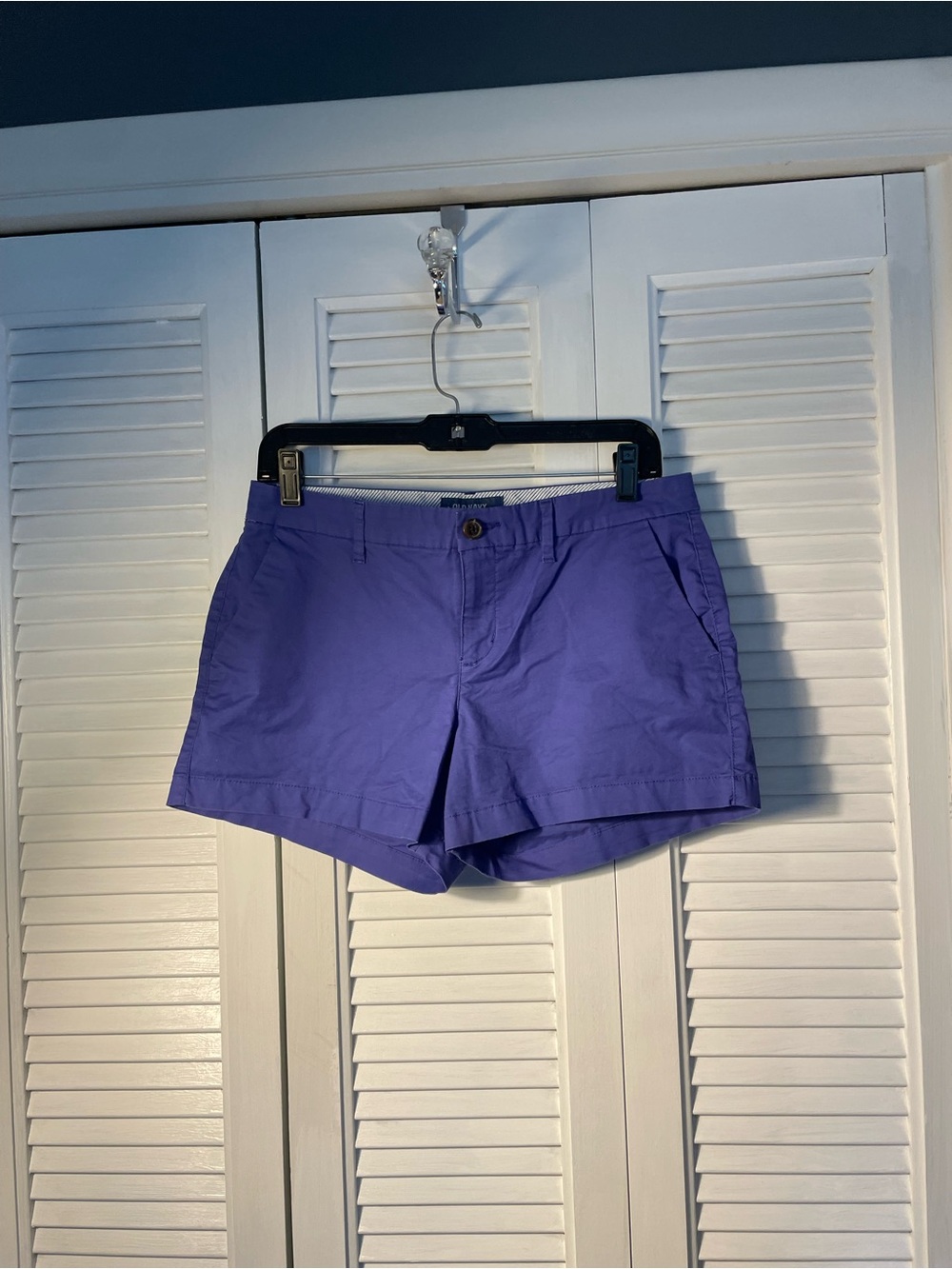 886. Old Navy Everyday Violet Chino Twill Shorts Size 6 Beach Preppy Classic